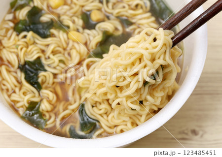 カップラーメン 123485451
