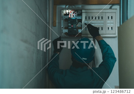 電気工事士 電気工事士 123486712