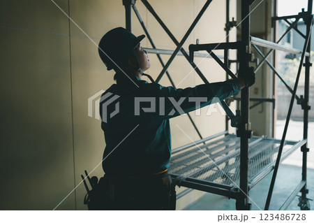 電気工事士 123486728