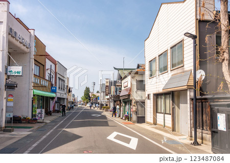 秋田・増田の内蔵　増田蔵町通り　中七日町　文化的な価値　織田ふとん店・後藤精肉店・石直商店 123487084