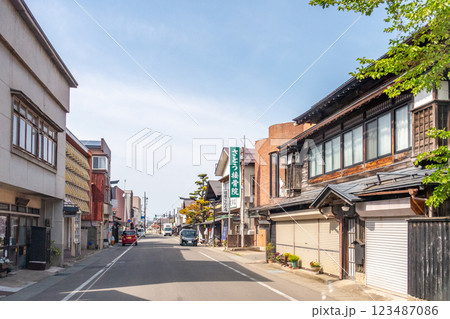 秋田・増田の内蔵 増田蔵町通り 中七日町 文化的価値 興文館東海林書店・佐藤こんぶ店・さとう接骨院 秋田・増田の内蔵 増田蔵町通り 中七日町 文化的価値 興文館東海林書店・佐藤こんぶ店・さとう接骨院 123487086