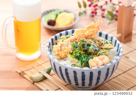 春の味覚 菜の花とエビの天丼 春の味覚 菜の花とエビの天丼 123490032