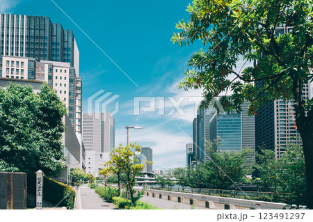 水都大阪の街並み 123491297