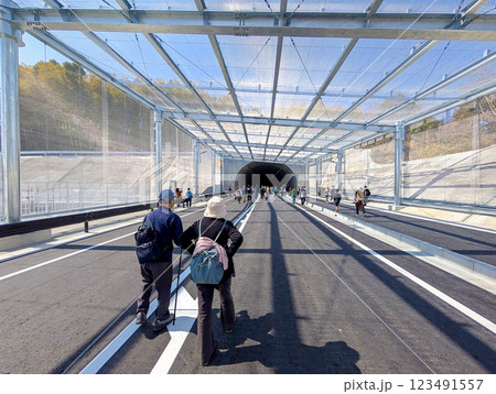 2025年開通 北勢バイパス坂部トンネル 2025年開通 北勢バイパス坂部トンネル 123491557