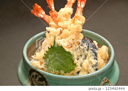 ぼたん海老天丼　ボタン海老天丼　牡丹海老天丼 123492444