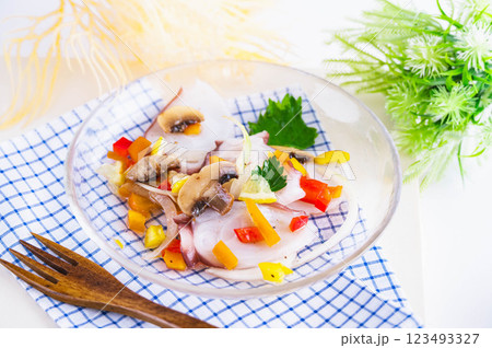 タコとパプリカのカルパッチョ タコとパプリカのカルパッチョ 123493327