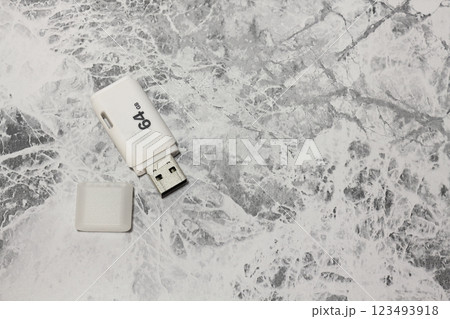 USBメモリ USBメモリ 123493918