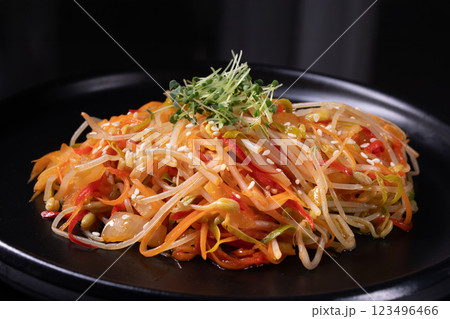 Korean Mung Bean Sprout Salad 123496466