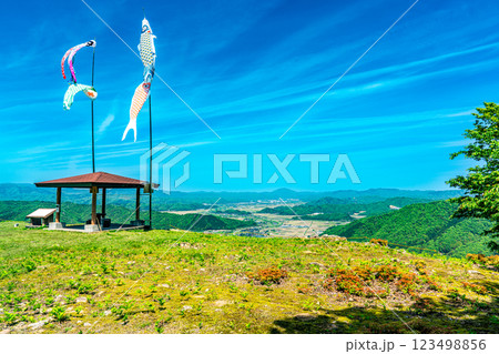 【続日本100名城】初夏の有子山城　主郭の風景　兵庫県豊岡市出石町 123498856