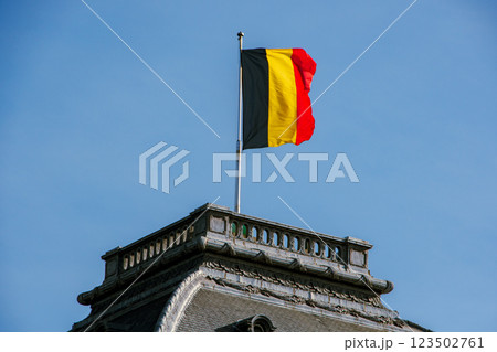ベルギーのそれぞれの街の景色 123502761