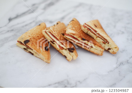 french toast french toast 123504987