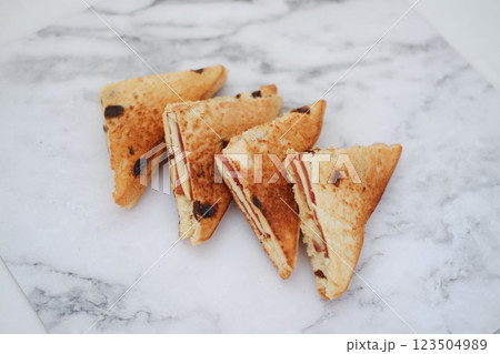 french toast french toast 123504989