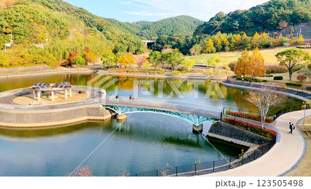 北九州市の県営筑豊緑地公園 123505498