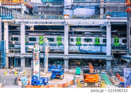 日本の東京都市景観 謎の支柱周辺は固められ地盤に…さよなら渋谷駅西口…新時代へ＝令和7年3月2日 123506332