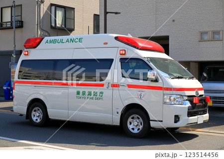 救急車 イメージ 救急車 イメージ 123514456