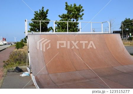 スケートボード練習場 スケートボード練習場 123515277