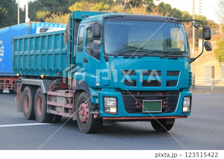 産業廃棄物収集運搬車 イメージ 産業廃棄物収集運搬車 イメージ 123515422