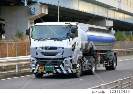 タンクローリー　イメージ 123515489