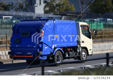 塵芥車 (ゴミ収集車) イメージ 塵芥車 (ゴミ収集車) イメージ 123516234
