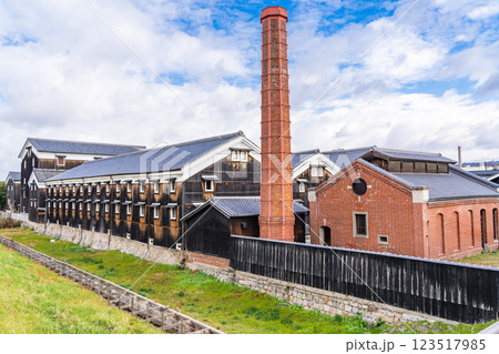 京都市伏見区横大路　酒蔵ロケーション　松本酒造（近代化産業遺産）有形文化財 123517985