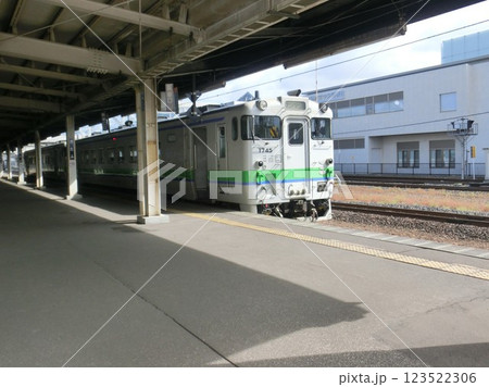 北見駅を発着する普通列車（キハ40系・石北本線）《北海道》 123522306