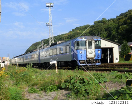 網走駅を発着する特急列車(特急オホーツク・キハ183系・石北本線)《北海道》 網走駅を発着する特急列車(特急オホーツク・キハ183系・石北本線)《北海道》 123522311