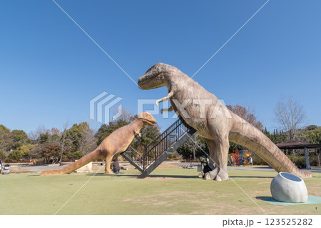 大高緑地公園恐竜広場（愛知県名古屋市緑区） 123525282