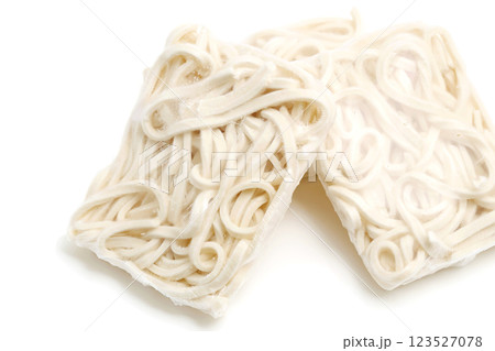 冷凍うどん 123527078
