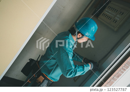 電気工事士 電気工事士 123527787