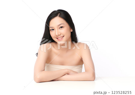 Beautiful young asian woman with clean fresh skin on white background, Face care, Facial treatment, Cosmetology, beauty and spa, Asian women portrait. 123528255