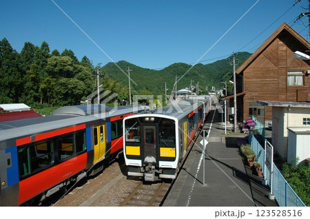 JR水郡線・上小川駅構内 123528516