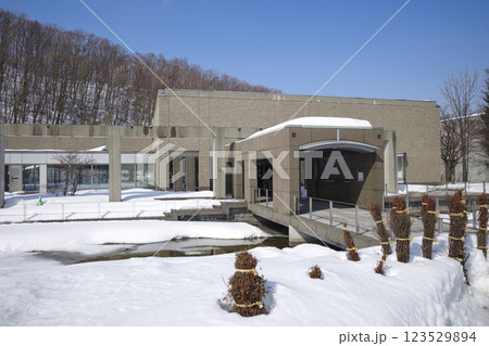 札幌芸術の森美術館（地域スポット 周辺施設シリーズ） 123529894