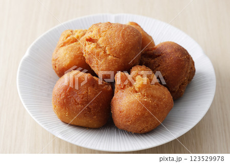 サーターアンダギー 123529978