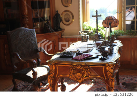 old vintage workroom old vintage workroom 123531220