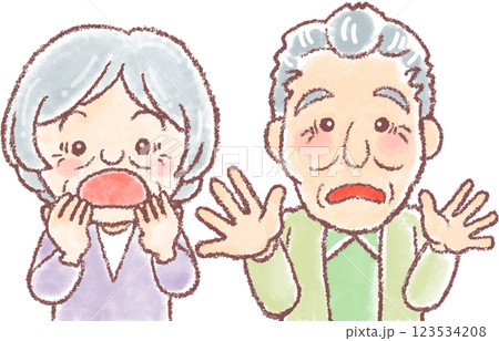 高齢男女_おじいちゃん_おばあちゃん_驚いた表情 123534208