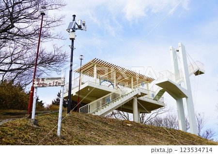 信貴生駒スカイライン 鐘の鳴る展望台 信貴生駒スカイライン 鐘の鳴る展望台 123534714