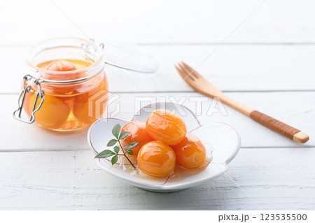 宮崎県産 きんかんの甘露煮 （ 白背景 ） 123535500