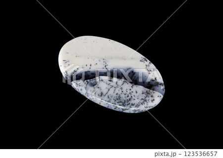 マーリナイト 雪景色の石 123536657