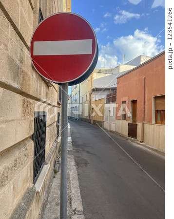 do not enter sign on corner of street, no entry 123541266