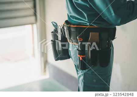 電気工事士 123542848