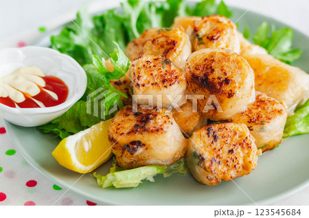 鶏胸肉と豆腐の金太郎チキン 123545684