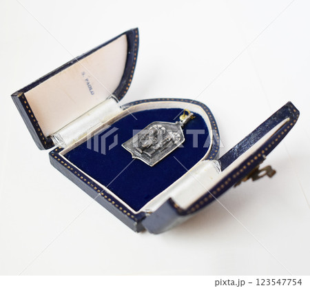 Unique necklace for women on a white background, promotional photo for an online vintage and handmade jewelry store 123547754