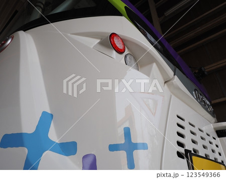 自動運転バス 123549366