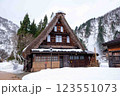 雪の白川郷 123551073