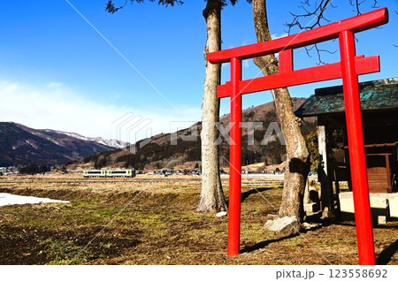 日本の原風景 遠野市 綾織付近の風景 日本の原風景 遠野市 綾織付近の風景 123558692