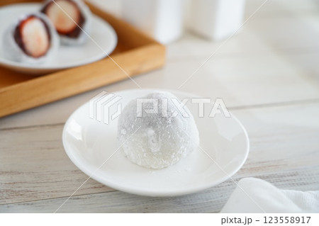 いちご大福 123558917