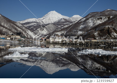 根室海峡から知床連山 根室海峡から知床連山 123559927