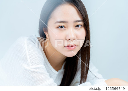 若い女性の美容イメージ 123566749
