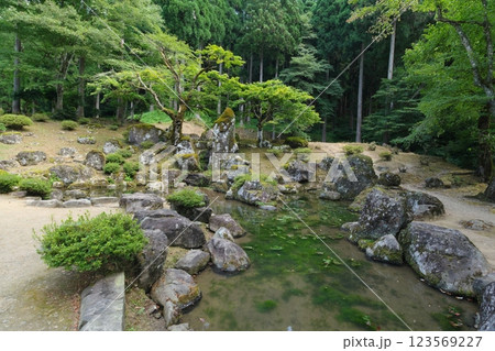 一乗谷朝倉氏遺跡 諏訪館跡庭園 一乗谷朝倉氏遺跡 諏訪館跡庭園 123569227