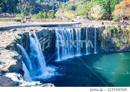 原尻の滝 原尻の滝 123569308